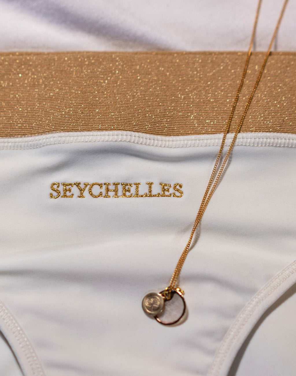 SCHNEEWITTCHEN-SLIP LOWSEYCHELLES