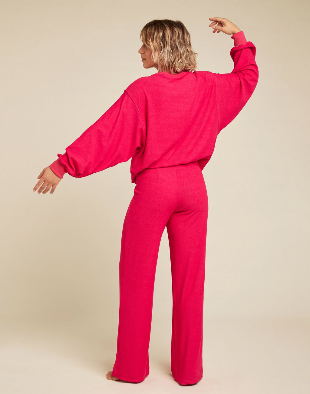 FUSCHIA SWEATSHIRT