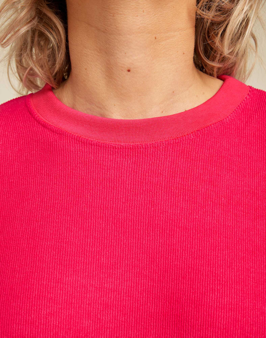 FUSCHIA SWEATSHIRT